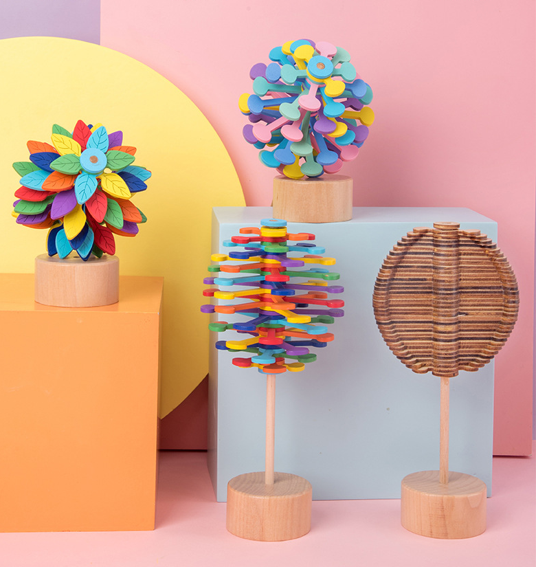 Wooden Lollipop Spinner